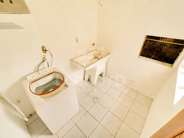 Imagem 3: Casa com 6 dormitórios