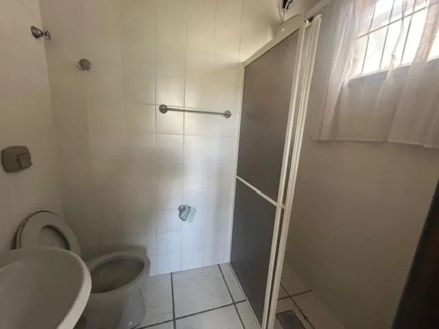 Imagem 2: Residência para locação em local tranquilo com súite + 2 dormitórios