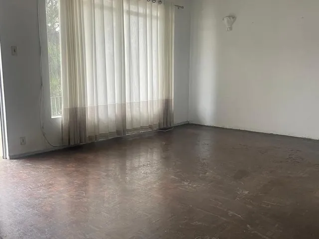 Imagem 5: CASA COMERCIAL NA RUA BLUMENAU, 3.217, COM TERRENO PARA AMPLO ESTACIONAMENTO BAIRRO