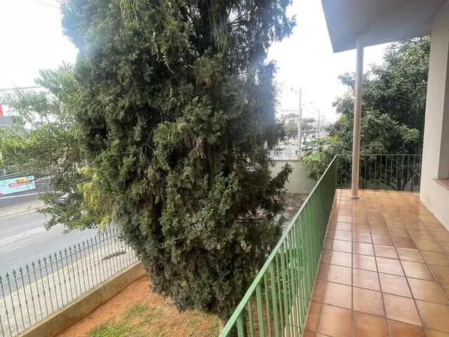 Imagem 3: CASA COMERCIAL NA RUA BLUMENAU, 3.217, COM TERRENO PARA AMPLO ESTACIONAMENTO BAIRRO