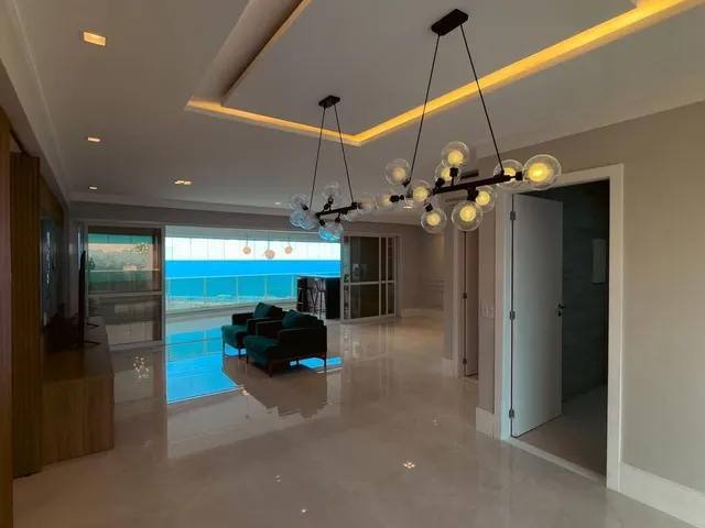 Imagem 12: Alugo Apartamento com 200m2, varanda gourmet vista mar, 4 suítes, 4 Vagas