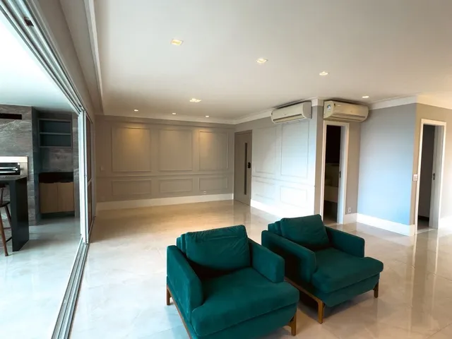Imagem 11: Alugo Apartamento com 200m2, varanda gourmet vista mar, 4 suítes, 4 Vagas