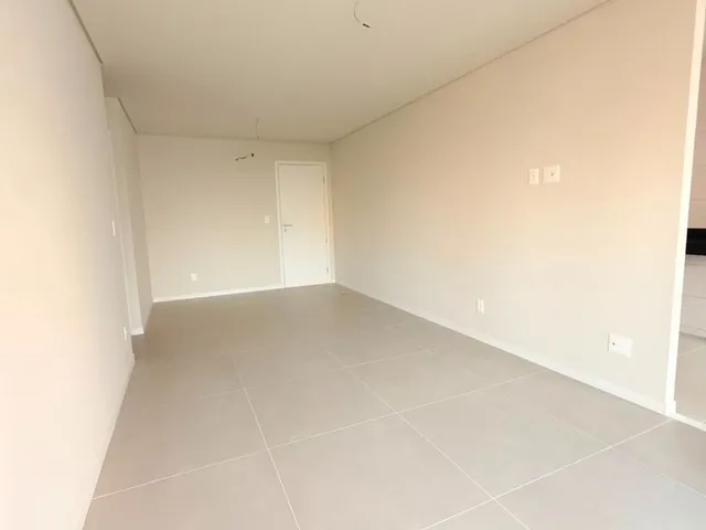 Imagem 3: Vende-se Excelente Apto no cond Évora Ponta D'Areia-3 quartos-Nascente-Ventilado