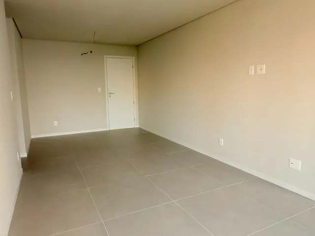 Imagem 10: Vende-se Excelente Apto no cond Évora Ponta D'Areia-3 quartos-Nascente-Ventilado