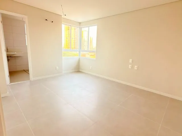Imagem 5: Vende-se Excelente Apto no cond Évora Ponta D'Areia-3 quartos-Nascente-Ventilado
