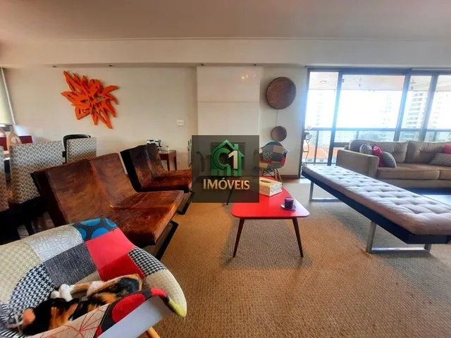 Imagem: Apartamento de Alto Padrão, 4 Suítes e