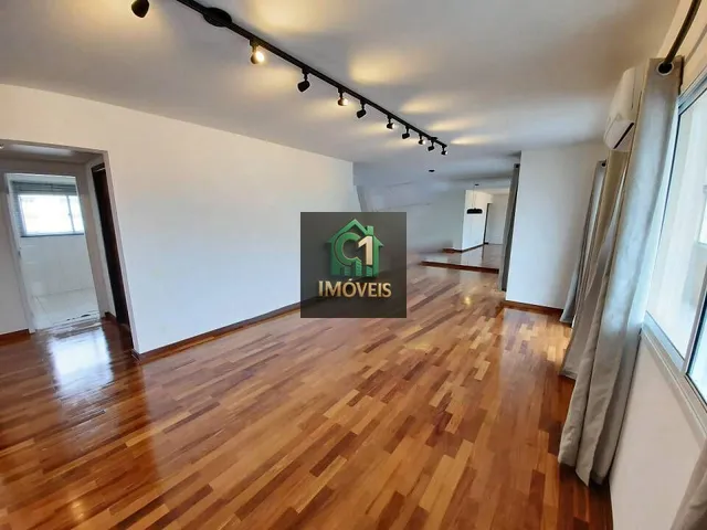 Imagem: O apartamento possui 4 Dormitórios, 3 Suítes, 4