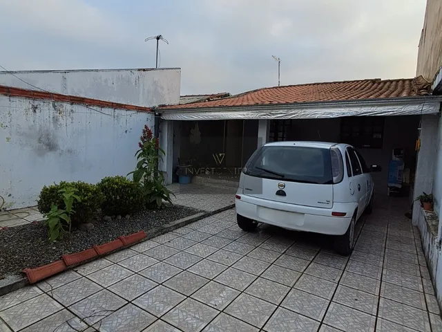Imagem 3: Casa à venda na Cidade Industrial, Curitiba-PR: 2 quartos, 2 salas, 1 banheiro, 2 vagas