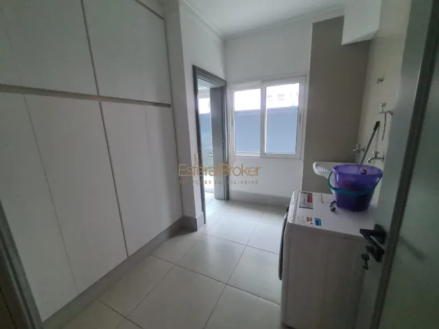 Imagem 2: CASA MOBILIADA disponível para venda no bairro Alphaville Residencial Zero - Barueri/SP