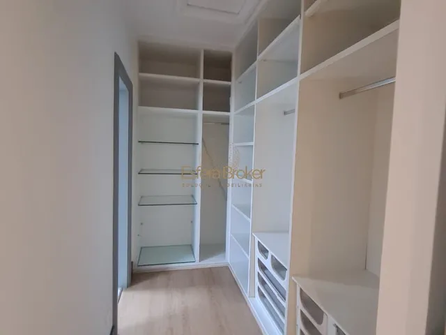 Imagem 11: CASA MOBILIADA disponível para venda no bairro Alphaville Residencial Zero - Barueri/SP