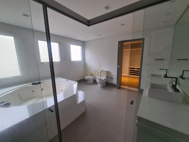 Imagem 12: CASA MOBILIADA disponível para venda no bairro Alphaville Residencial Zero - Barueri/SP