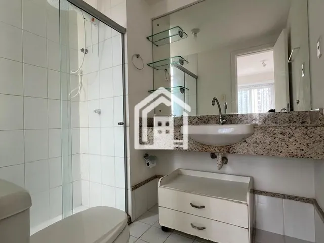 Imagem 3: Apartamento, quarto e sala mobiliado no Caminho das Árvores