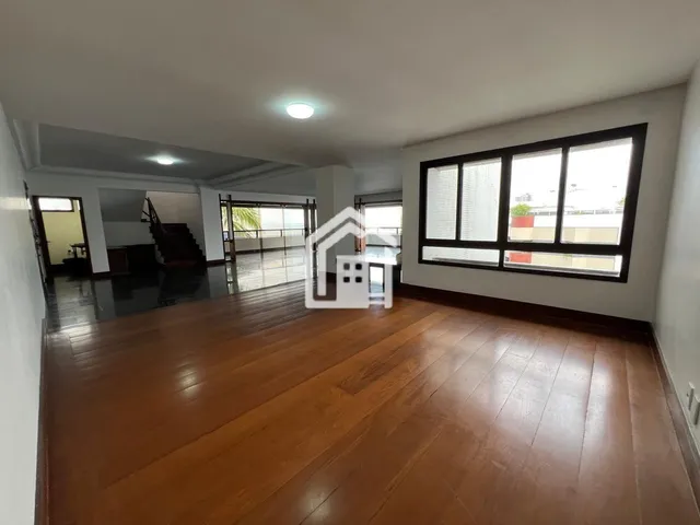 Imagem 9: Cobertura duplex com 5 suítes, vista mar e lazer privativo para locação no Rio Vermelho