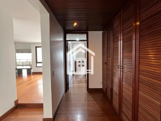 Imagem 12: Cobertura duplex com 5 suítes, vista mar e lazer privativo para locação no Rio Vermelho