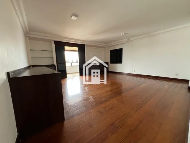 Imagem 7: Cobertura duplex com 5 suítes, vista mar e lazer privativo para locação no Rio Vermelho
