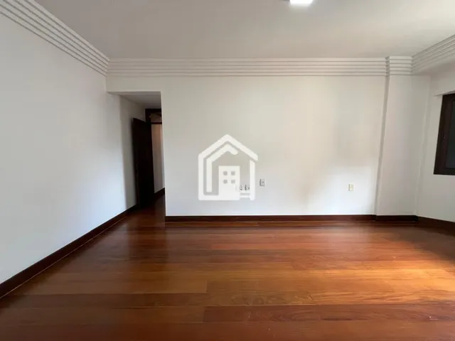 Imagem 2: Cobertura duplex com 5 suítes, vista mar e lazer privativo para locação no Rio Vermelho