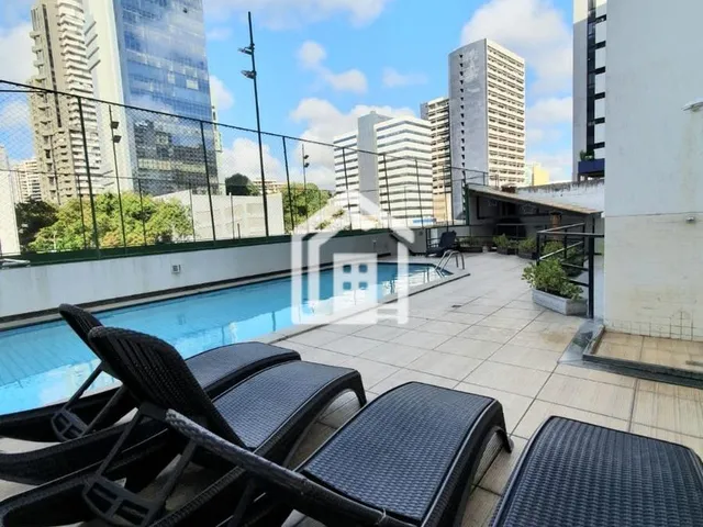 Imagem 13: Apartamento com 3 quartos amplo com dependência no Costa Azul