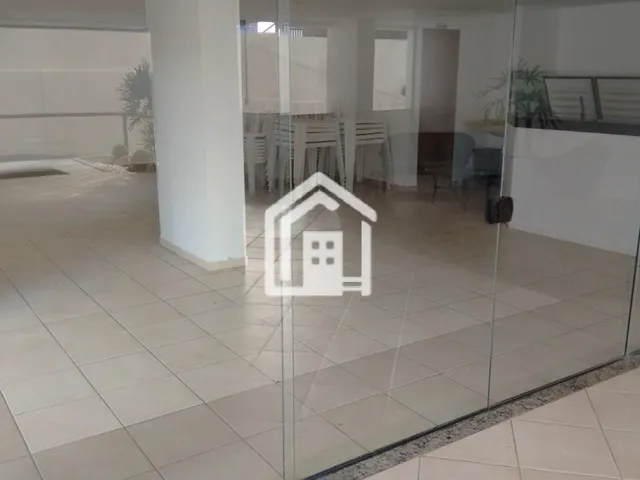 Imagem 13: Apartamento de 3 quartos, com dependência e 2 vagas de garagem no Stiep
