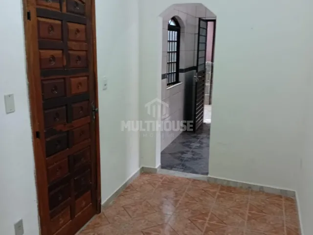Imagem: Casa com 2 quartos no bairro Etelvina Carneiro