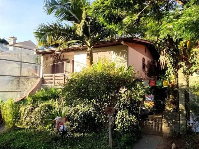 Imagem 9: Casa com 2 moradias à venda no Salgado Filho