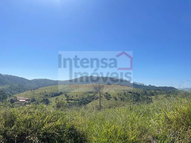 Imagem: Terreno À Venda no Bairro Capivari Ll