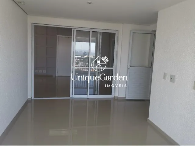 Imagem 11: Excelente oportunidade de locação: Apartamento de 3 quartos com suíte, 3 salas e 2