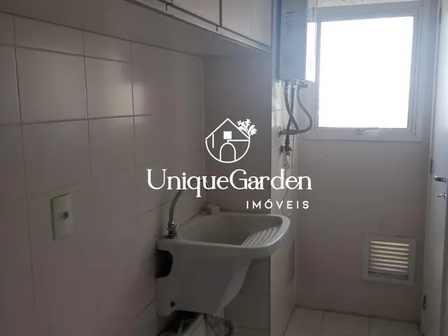 Imagem 2: Excelente oportunidade de locação: Apartamento de 3 quartos com suíte, 3 salas e 2