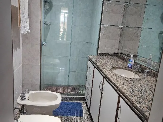 Imagem 10: FICO NUMA LOCALIZAÇÃO MARAVILHOSA . TENHO ENTRADA PELA PRAIA E PELO CANAL. SOU UM