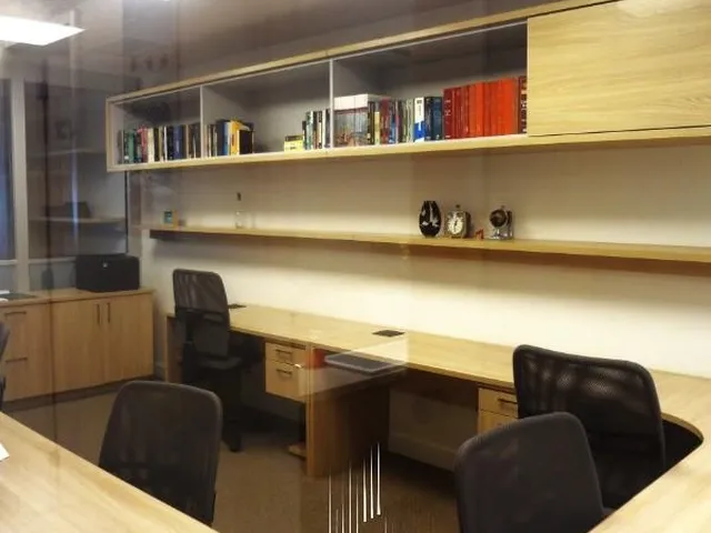 Imagem 4: ENTRE E TRABALHE IMEDIATAMENTE, NUMA SALA SUPER DIFERENCIADA, DE ALTO PADRÃO E