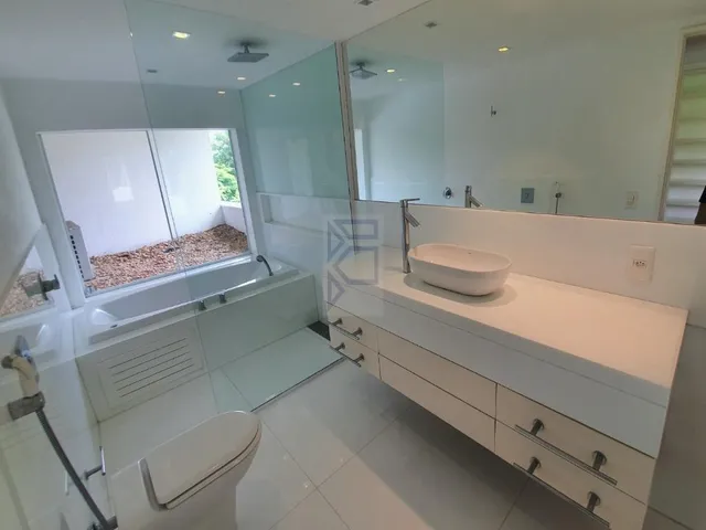 Imagem: Casa de Luxo na Barra da Tijuca - Condomínio