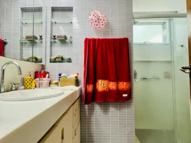 Imagem 3: Espaçoso apartamento na Gávea, Rio de Janeiro: 4 quartos, 1 suíte, 2 salas, 4
