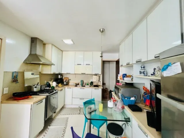 Imagem 5: Espaçoso apartamento na Gávea, Rio de Janeiro: 4 quartos, 1 suíte, 2 salas, 4