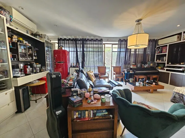 Imagem 14: Apartamento na Barra da Tijuca - 4 Quartos, 1 Suíte, 2 Salas, 4 Banheiros, 2 Vagas