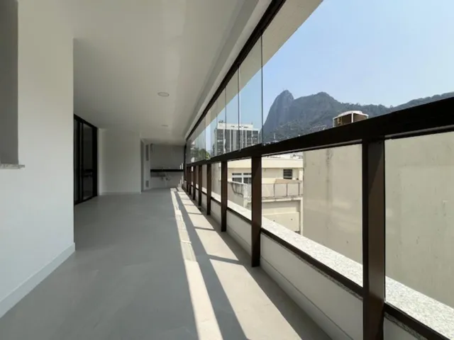 Imagem 2: Apartamento de luxo em Botafogo, Rio de Janeiro-RJ: 3 suítes, 2 salas, 5 banheiros, 2