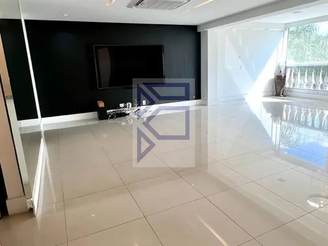 Imagem 3: Imperdível oportunidade de investimento: Apartamento à venda na Barra da Tijuca, RJ, 2