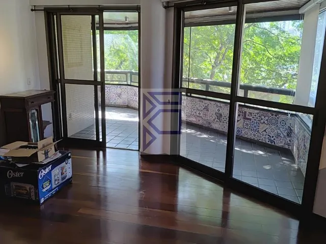 Imagem 10: Apartamento de 2 quartos com 1 suíte no Leblon, Rio de Janeiro - 106m², sala ampla e