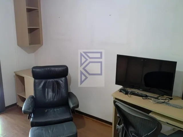 Imagem 14: Apartamento de 2 quartos com 1 suíte no Leblon, Rio de Janeiro - 106m², sala ampla e