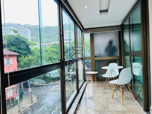 Imagem 13: Imperdível oportunidade de investimento: Apartamento de 2 quartos no Leblon, Rio de