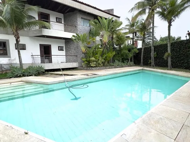 Imagem 2: Espetacular casa de luxo com 6 quartos e 3 suítes na Barra da Tijuca, Rio de Janeiro - RJ