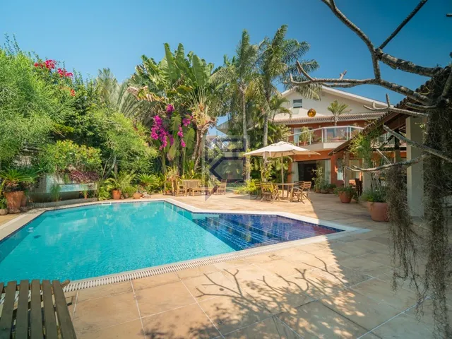 Imagem: Casa de luxo em condomínio na Barra da