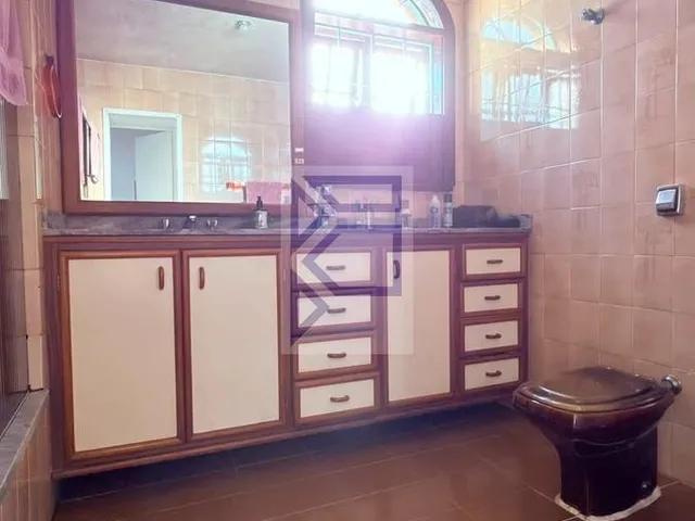 Imagem 12: Imóvel Exclusivo: Casa de Luxo em Condomínio na Barra da Tijuca, Rio de Janeiro - 4