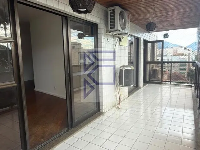 Imagem: Apartamento à venda com 3 quartos, 2 salas