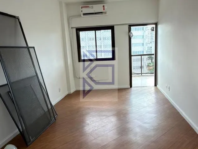 Imagem 16: Apartamento à venda com 3 quartos, 2 salas, 3 banheiros e 2 vagas de garagem na cidade