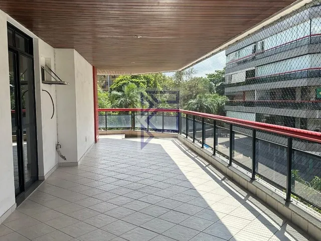 Imagem 4: Imperdível Apartamento de Luxo na Barra da Tijuca - 4 Quartos, 2 Suítes, 2 Salas, 4
