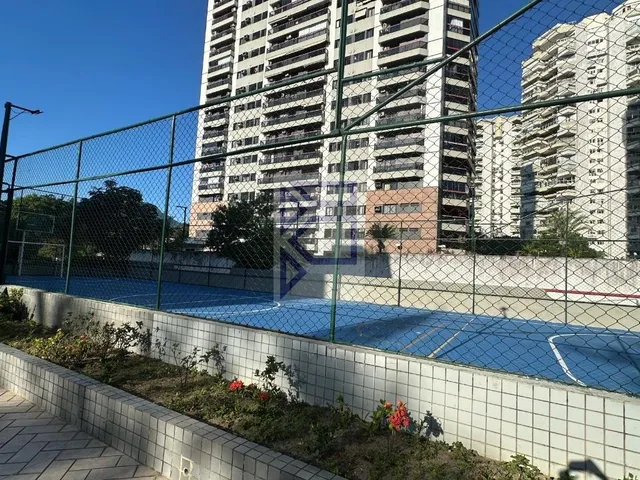 Imagem 2: Imperdível Apartamento de Luxo na Barra da Tijuca - 4 Quartos, 2 Suítes, 2 Salas, 4