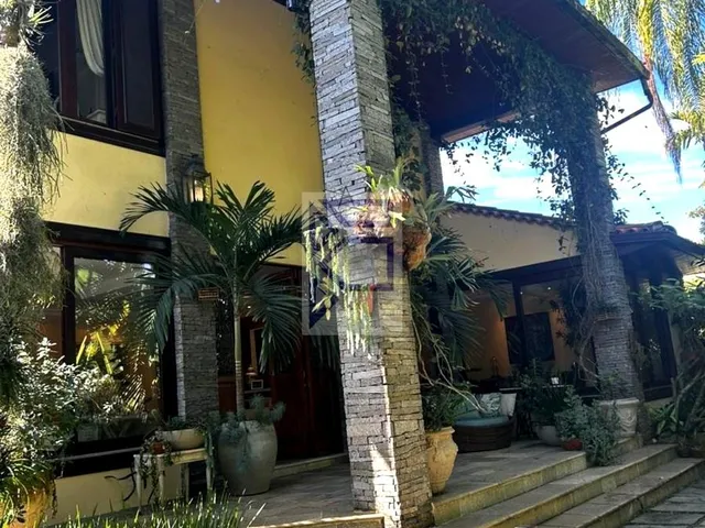 Imagem: Casa de luxo em condomínio na Barra da