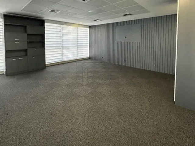 Imagem 13: Sala comercial para alugar no bairro Centro - Curitiba/PR