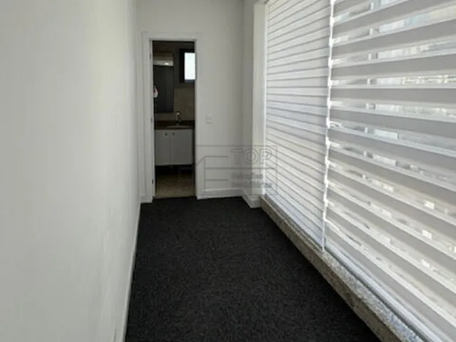 Imagem 4: Sala comercial para alugar no bairro Centro - Curitiba/PR