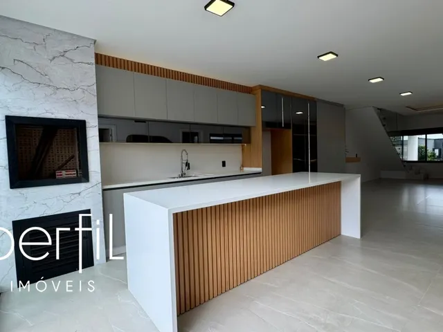 Imagem 7: Imperdível: Casa à venda em Joinville-SC, com 3 quartos, 3 suítes, 2 salas e 172m² de
