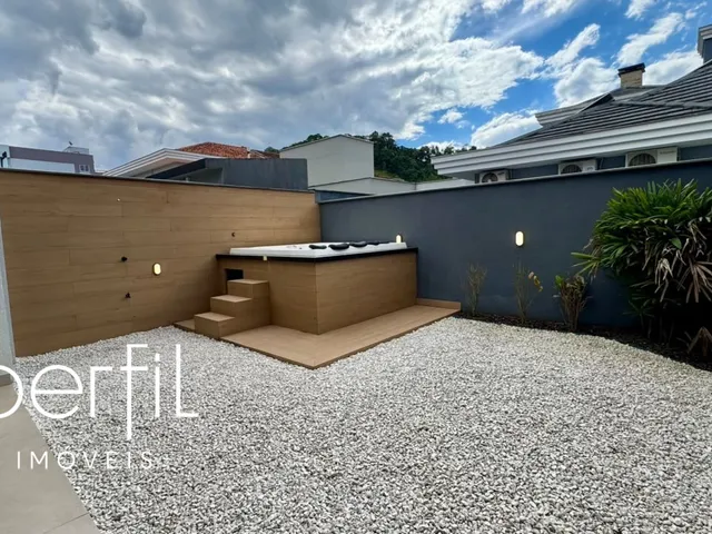 Imagem 13: Imperdível: Casa à venda em Joinville-SC, com 3 quartos, 3 suítes, 2 salas e 172m² de